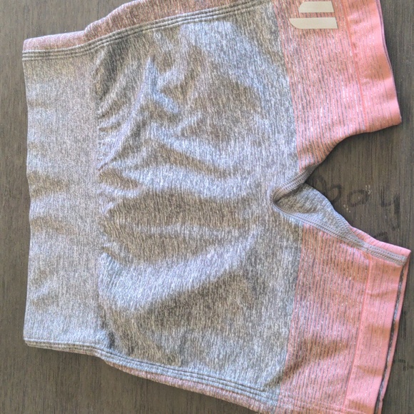 Shorts - Picture 2 of 3